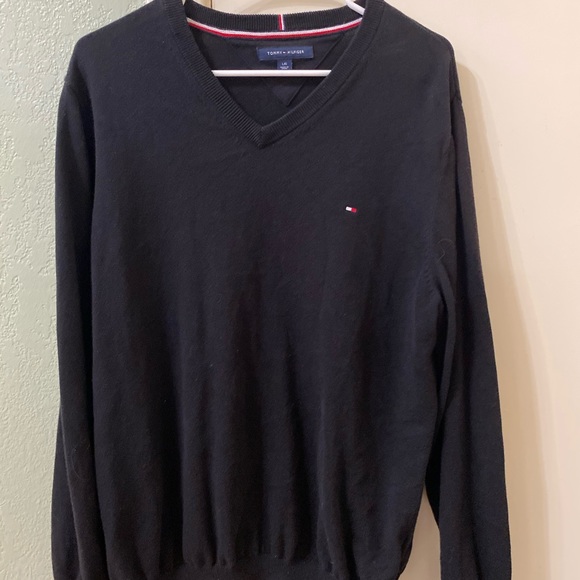 Tommy Hilifiger black sweater - Picture 1 of 1